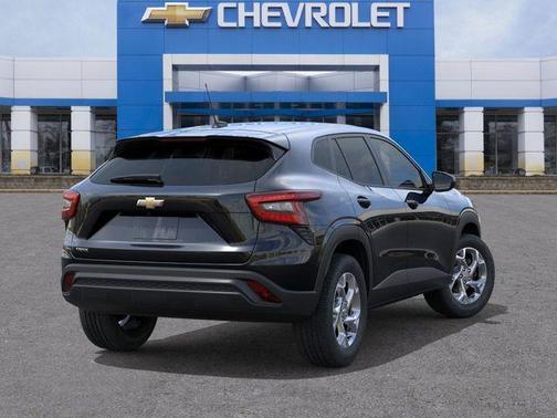 2025 Chevrolet Trax LS