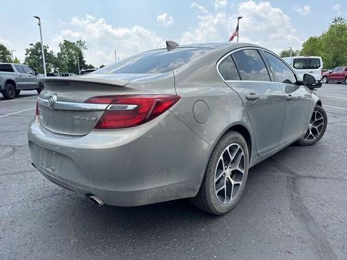 2017 Buick Regal Turbo Sport Touring