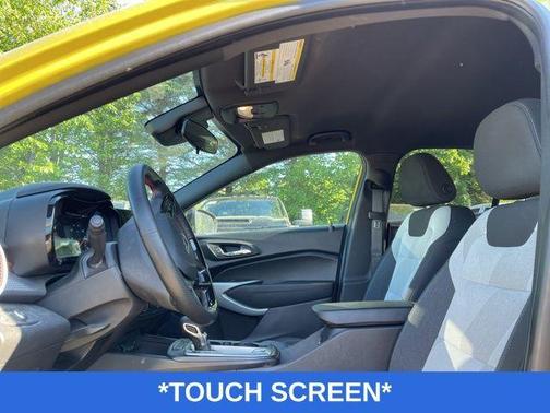 Nitro Yellow 2025 Chevrolet Trax 1RS