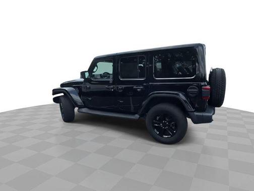 2021 Jeep Wrangler Unlimited Sahara Altitude
