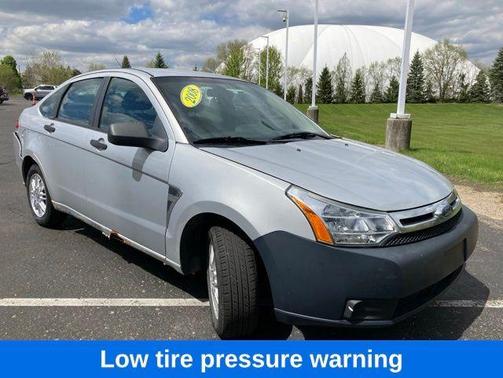 Silver Frost Clearcoat Metallic 2008 Ford Focus SE
