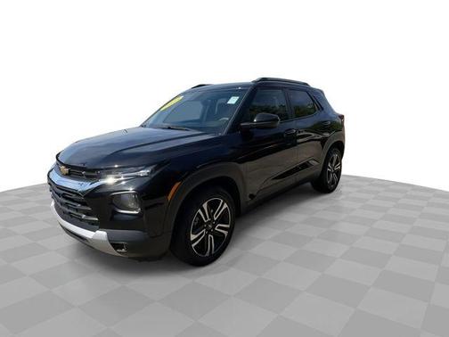 Mosaic Black Metallic 2023 Chevrolet Trailblazer LT