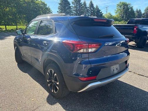 Blue Glow Metallic 2022 Chevrolet Trailblazer LT