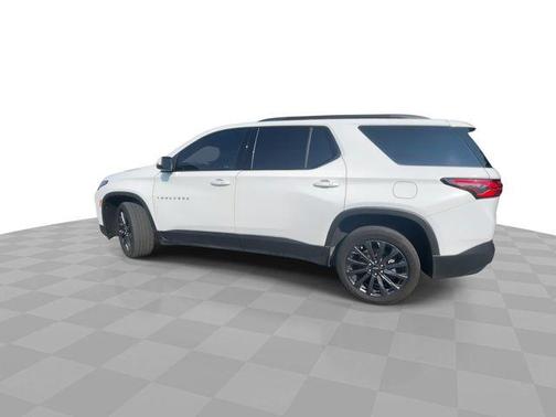 2022 Chevrolet Traverse RS