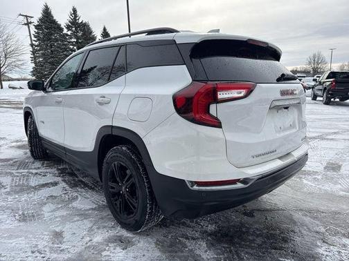 2022 GMC Terrain AT4