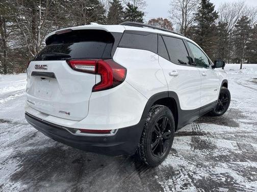 2022 GMC Terrain AT4