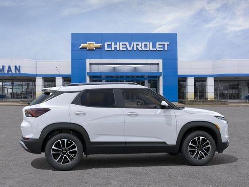 Summit White 2026 Chevrolet Trailblazer LT