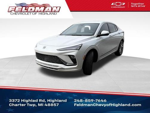 White Frost Tri-Coat 2024 Buick Envista Avenir