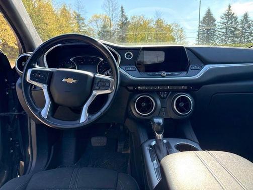 Midnight Blue Metallic 2020 Chevrolet Blazer 2LT