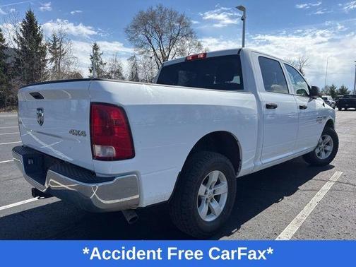 Bright White Clearcoat 2022 RAM 1500 Classic SLT