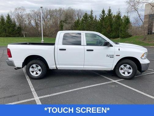 Bright White Clearcoat 2022 RAM 1500 Classic SLT