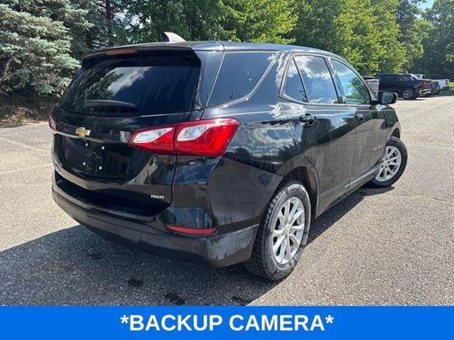 Mosaic Black Metallic 2019 Chevrolet Equinox LS
