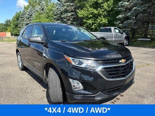 Mosaic Black Metallic 2019 Chevrolet Equinox LS