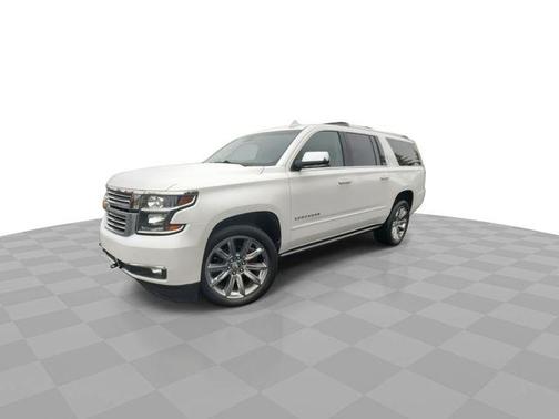 Iridescent Pearl Tricoat 2017 Chevrolet Suburban Premier