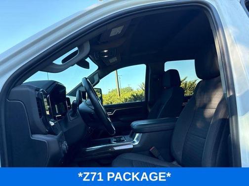 Summit White 2024 Chevrolet Silverado 2500 LT
