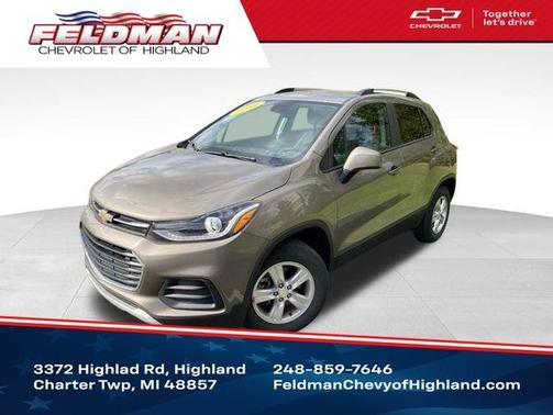 Stone Gray Metallic 2022 Chevrolet Trax LT