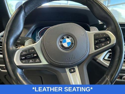 2022 BMW X5 M50i
