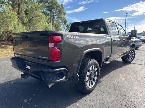 2022 Chevrolet Silverado 2500 Custom