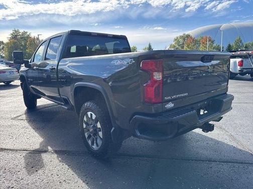 2022 Chevrolet Silverado 2500 Custom