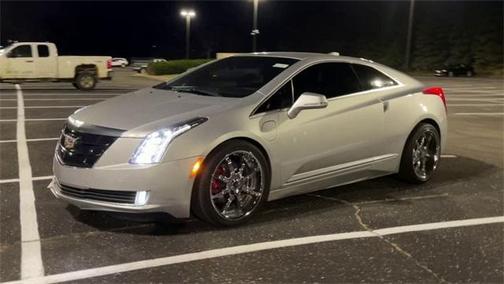 Photo 4 of 36 of 2016 Cadillac ELR Base