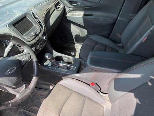 Summit White 2022 Chevrolet Equinox RS
