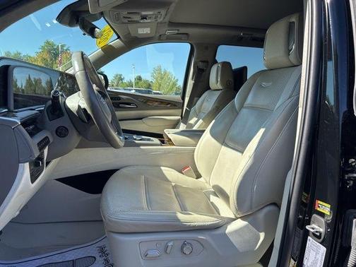 2022 Cadillac Escalade Sport Platinum
