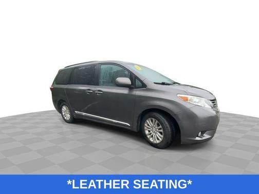 2017 Toyota Sienna L