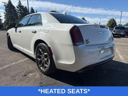 2016 Chrysler 300 S