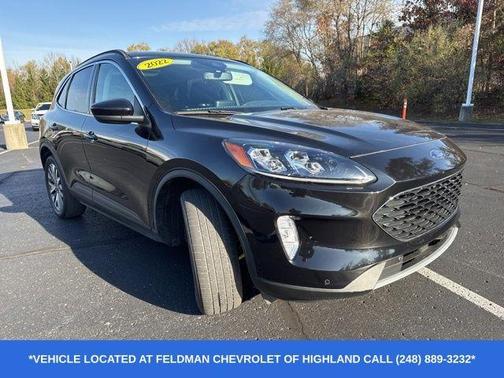 2022 Ford Escape Titanium Hybrid