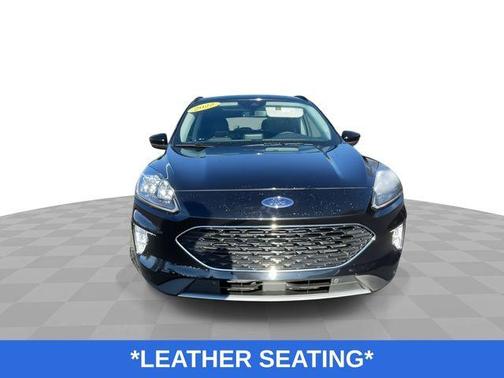 2022 Ford Escape Titanium Hybrid