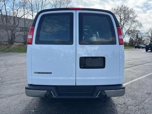 2024 Chevrolet Express 2500 Work Van