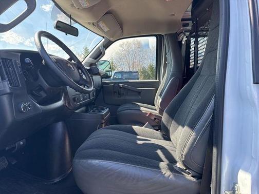 2024 Chevrolet Express 2500 Work Van