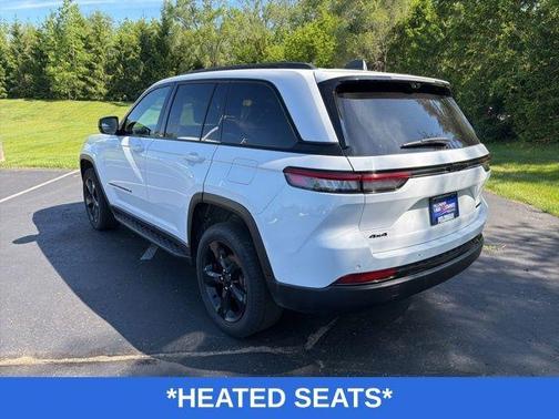 Bright White Clearcoat 2024 Jeep Grand Cherokee Limited