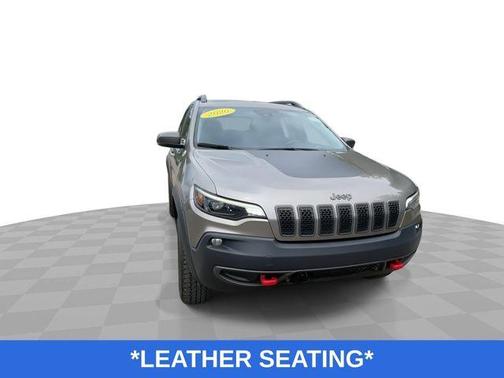 Light Brownstone Pearlcoat 2020 Jeep Cherokee Trailhawk
