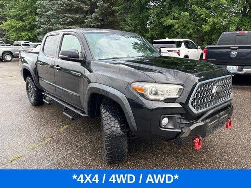 Midnight Black Metallic 2019 Toyota Tacoma TRD Off Road