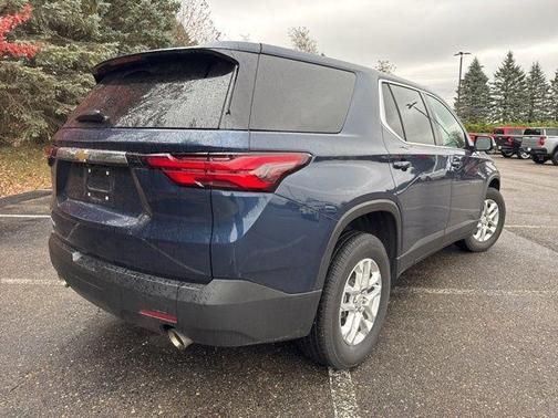2023 Chevrolet Traverse LS