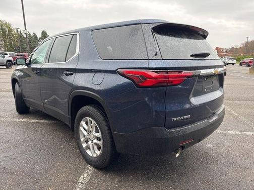 2023 Chevrolet Traverse LS