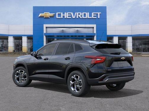Mosaic Black Metallic 2026 Chevrolet Trax LT