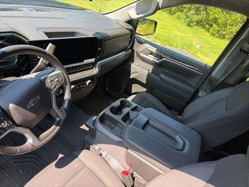 Black 2022 Chevrolet Silverado 1500 RST