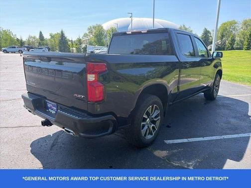 Black 2022 Chevrolet Silverado 1500 RST