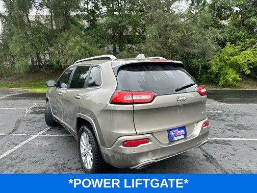 Light Brownstone Pearlcoat 2017 Jeep Cherokee Overland