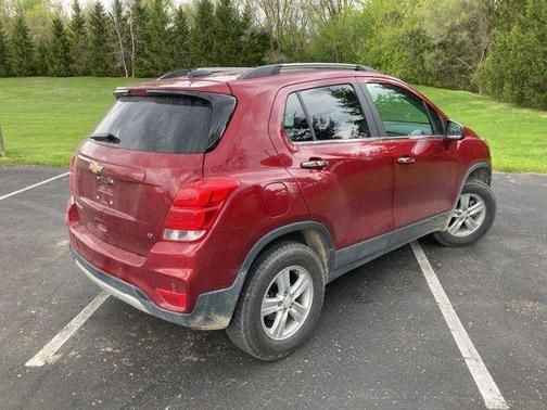 Cajun Red Tintcoat 2020 Chevrolet Trax LT