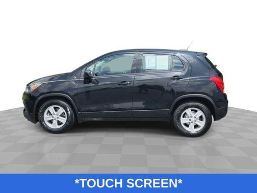 Mosaic Black Metallic 2020 Chevrolet Trax LS