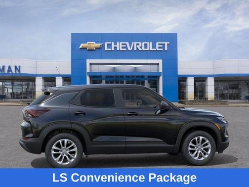 Mosaic Black Metallic 2026 Chevrolet Trailblazer LS