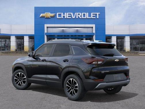 Mosaic Black Metallic 2026 Chevrolet Trailblazer LT