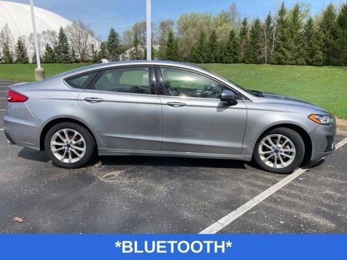 Silver Metallic 2020 Ford Fusion SE