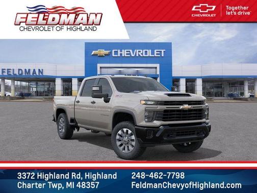 White Sand 2026 Chevrolet Silverado 2500 Custom