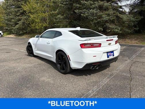 Summit White 2017 Chevrolet Camaro 1SS