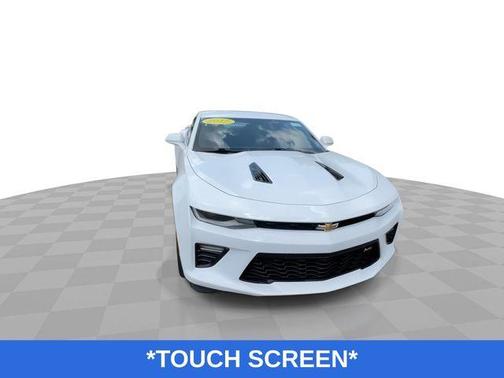 Summit White 2017 Chevrolet Camaro 1SS