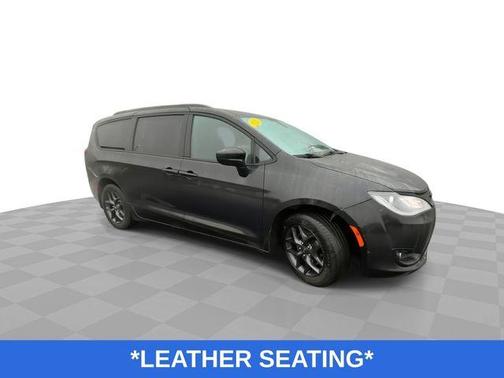 2020 Chrysler Pacifica Touring-L Plus